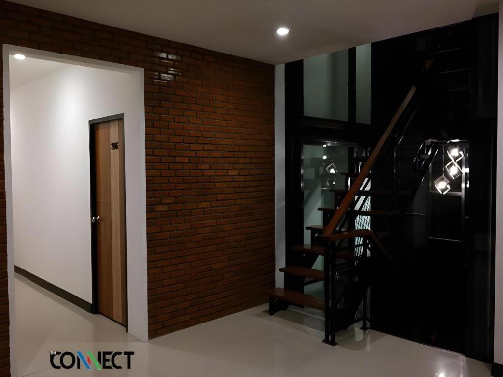 เดอะ คอนเน็ค เชียงใหม่ Hotel ภายนอก รูปภาพ
