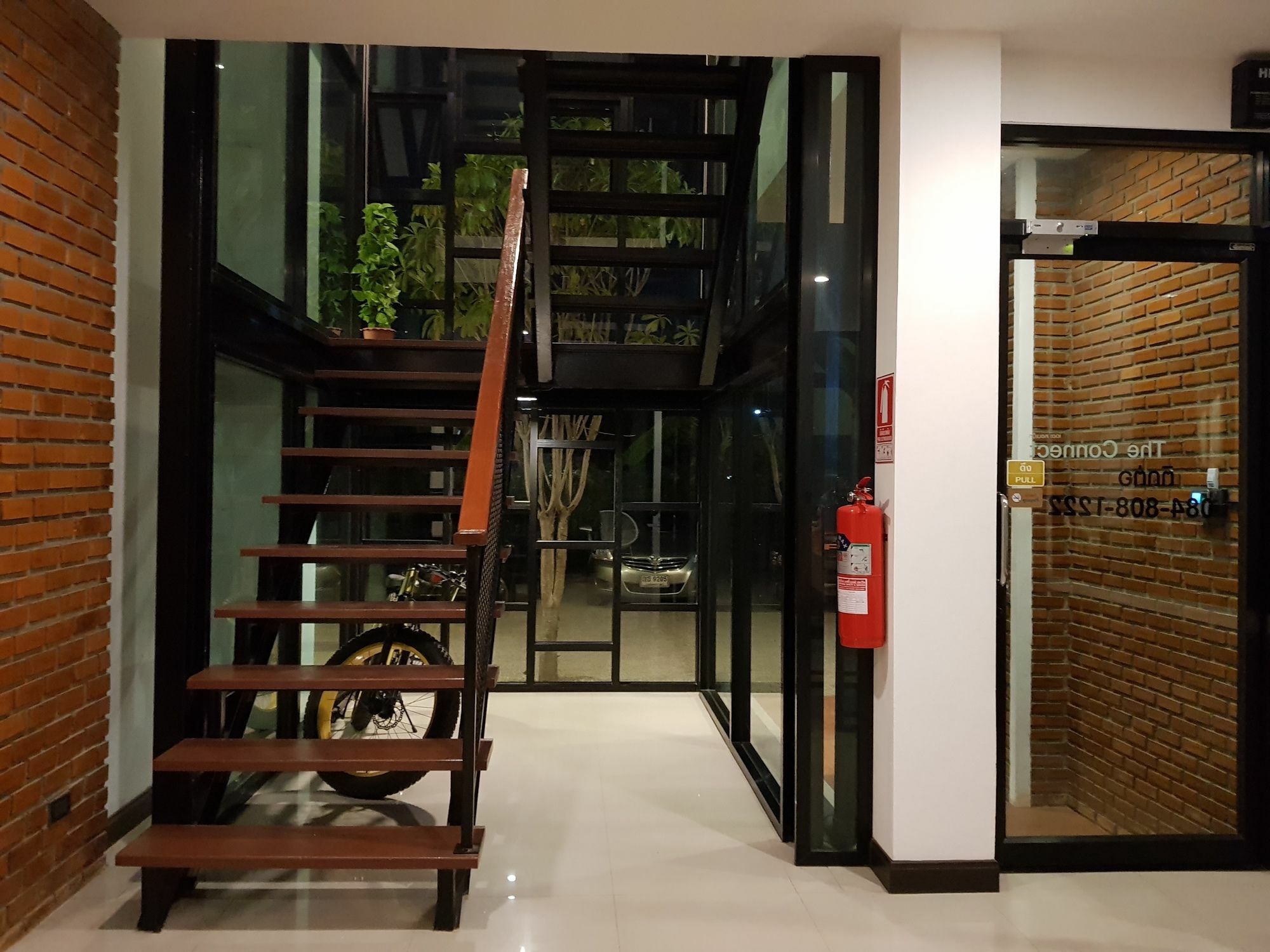 เดอะ คอนเน็ค เชียงใหม่ Hotel ภายนอก รูปภาพ